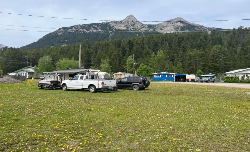 1558 NEWGATE CRESCENT, Elkford, British Columbia V0B1H0, ,Vacant Land,For Sale,NEWGATE CRESCENT,2469175