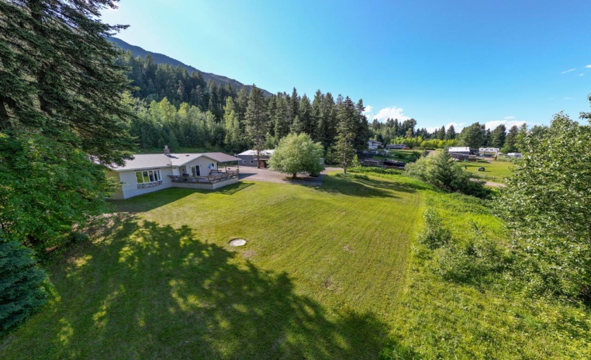 6753 HOLLEY ROAD, Sparwood, British Columbia V0B2G3, 5 Bedrooms Bedrooms, ,3 BathroomsBathrooms,Single Family,For Sale,HOLLEY ROAD,2471919