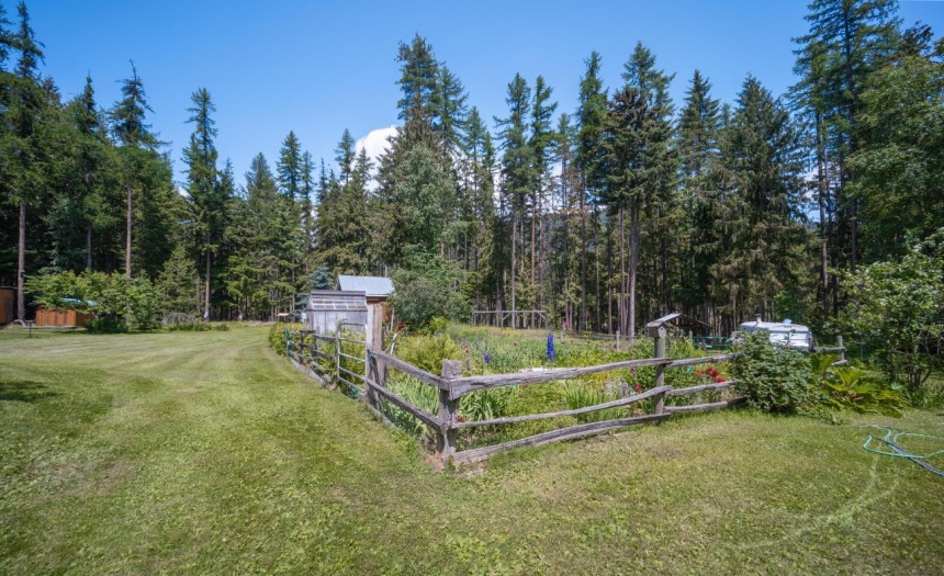 320 LAKEVIEW ARROW CREEK ROAD, Arrow Creek, British Columbia V0B1G8, 3 Bedrooms Bedrooms, ,1 BathroomBathrooms,Single Family,For Sale,LAKEVIEW ARROW CREEK ROAD,2472272