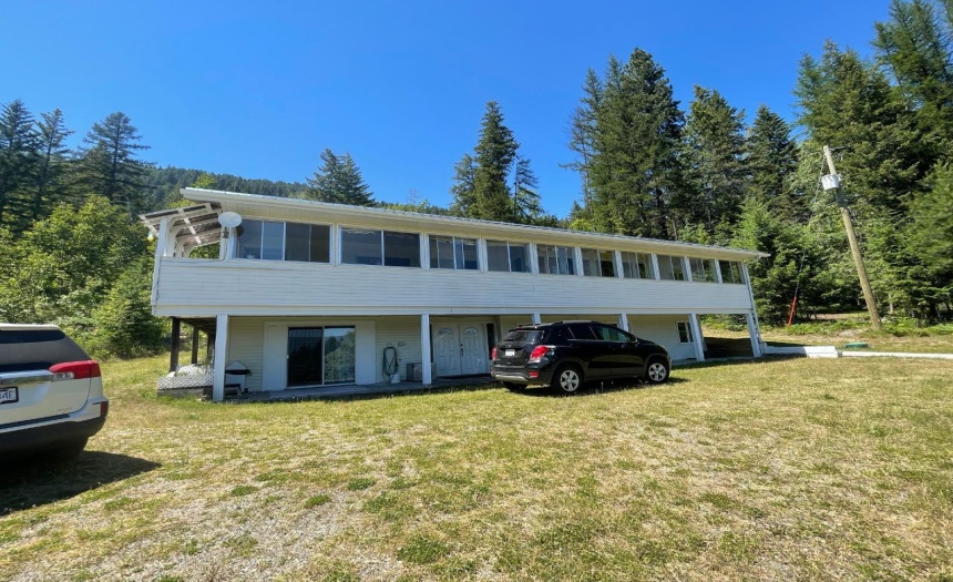 1491 EVANS RD, Creston, British Columbia V0B1G7, 3 Bedrooms Bedrooms, ,3 BathroomsBathrooms,Single Family,For Sale,EVANS RD,2466341