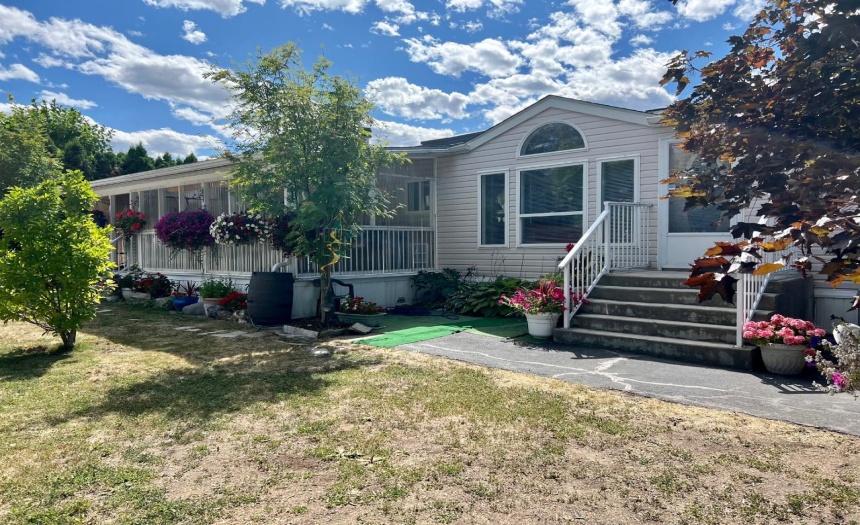 724 DEVON STREET, Creston, British Columbia V0B1G6, 2 Bedrooms Bedrooms, ,2 BathroomsBathrooms,Single Family,For Sale,DEVON STREET,2472440