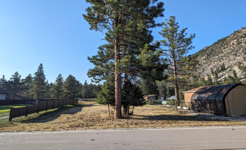 Lot 31 COLUMBIA SPRINGS DRIVE, Canal Flats, British Columbia V0B1B0, ,Vacant Land,For Sale,COLUMBIA SPRINGS DRIVE,2472460