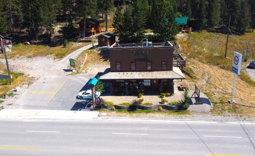 4930 HIGHWAY 93, Radium Hot Springs, British Columbia V0A1M0, ,Retail,For Sale,HIGHWAY 93,2472708