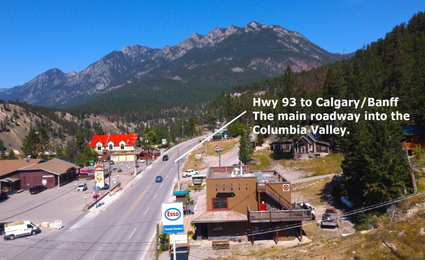 4930 HIGHWAY 93, Radium Hot Springs, British Columbia V0A1M0, ,Retail,For Sale,HIGHWAY 93,2472708