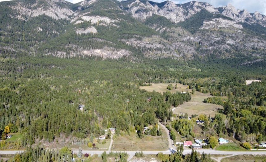 Lot 1 BERREY ROAD, Brisco, British Columbia V0A1B0, ,Vacant Land,For Sale,BERREY ROAD,2473077