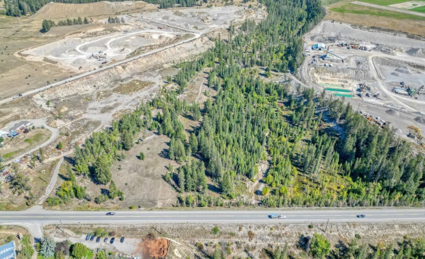 Lot 1 HIGHWAY 93/95, Windermere, British Columbia V0B2L0, ,Retail,For Sale,HIGHWAY 93/95,2473397