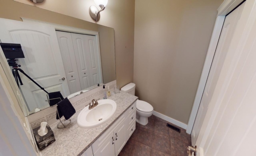 7301 BANFF COURT, Radium Hot Springs, British Columbia V0A1M0, 3 Bedrooms Bedrooms, ,3 BathroomsBathrooms,Single Family,For Sale,BANFF COURT,2471560