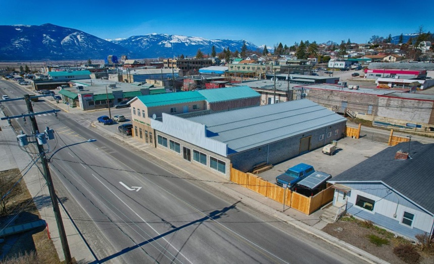 1510 COOK STREET, Creston, British Columbia V0B1G0, ,Retail,For Sale,COOK STREET,2473645