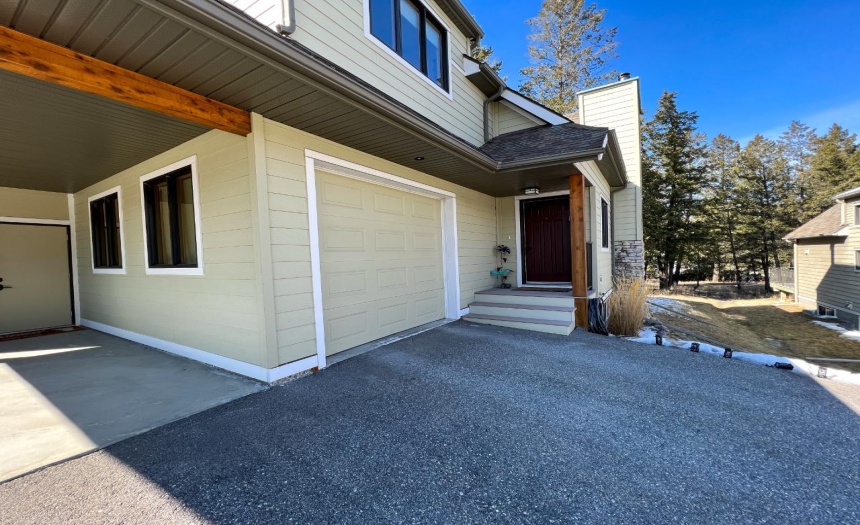 6800 COLUMBIA LAKE ROAD, Columbia Lake, British Columbia V0B1L2, 2 Bedrooms Bedrooms, ,3 BathroomsBathrooms,Single Family,For Sale,COLUMBIA LAKE ROAD,2473641