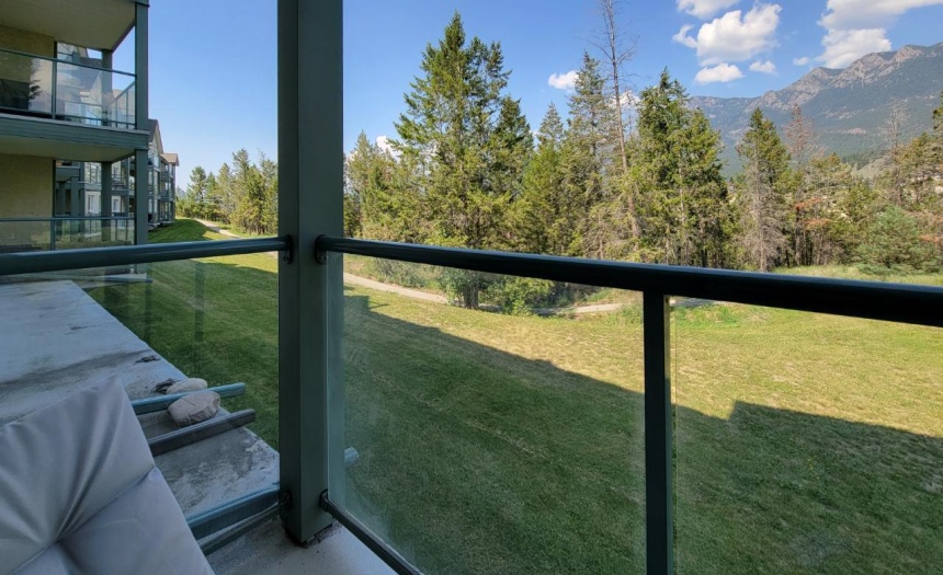 4765 FORSTERS LANDING ROAD, Radium Hot Springs, British Columbia V0A1M0, 2 Bedrooms Bedrooms, ,2 BathroomsBathrooms,Single Family,For Sale,FORSTERS LANDING ROAD,2473638