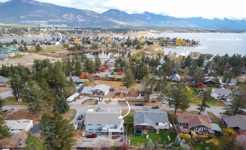 1714 8TH AVENUE, Invermere, British Columbia V0A1K0, 5 Bedrooms Bedrooms, ,3 BathroomsBathrooms,Single Family,For Sale,8TH AVENUE,2473781