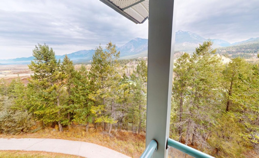 4765 FORSTERS LANDING ROAD, Radium Hot Springs, British Columbia V0A1M0, 2 Bedrooms Bedrooms, ,3 BathroomsBathrooms,Single Family,For Sale,FORSTERS LANDING ROAD,2473802