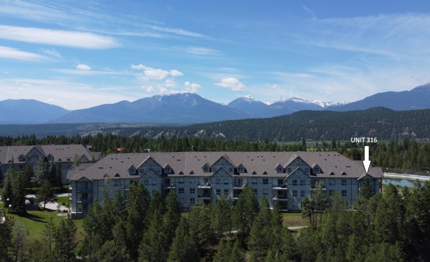 4765 FORSTERS LANDING ROAD, Radium Hot Springs, British Columbia V0A1M0, 2 Bedrooms Bedrooms, ,3 BathroomsBathrooms,Single Family,For Sale,FORSTERS LANDING ROAD,2473802