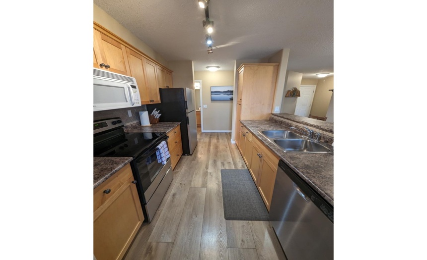 4765 FORSTERS LANDING ROAD, Radium Hot Springs, British Columbia V0A1M0, 2 Bedrooms Bedrooms, ,3 BathroomsBathrooms,Single Family,For Sale,FORSTERS LANDING ROAD,2473802