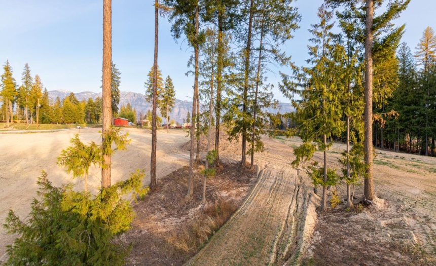 Lot 6 AIRPORT ROAD, Lister, British Columbia V0B1G2, ,Vacant Land,For Sale,AIRPORT ROAD,2473878