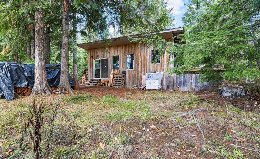 16538 HEDSTROM ROAD, Crawford Bay, British Columbia V0B1E0, 1 Bedroom Bedrooms, ,1 BathroomBathrooms,Single Family,For Sale,HEDSTROM ROAD,2473950