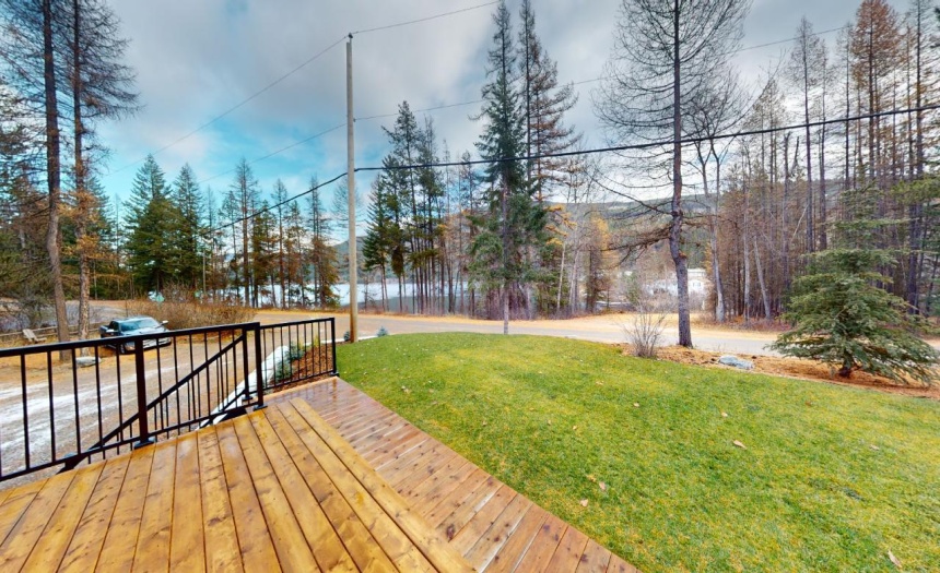 9725 BRAUNAGEL ROAD, Moyie, British Columbia V0B2A0, 4 Bedrooms Bedrooms, ,3 BathroomsBathrooms,Single Family,For Sale,BRAUNAGEL ROAD,2474115