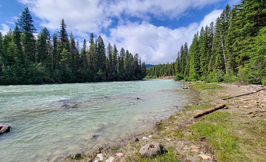 4265 GIANT MINE ROAD, Spillimacheen, British Columbia V0A1P0, ,Vacant Land,For Sale,GIANT MINE ROAD,2474162