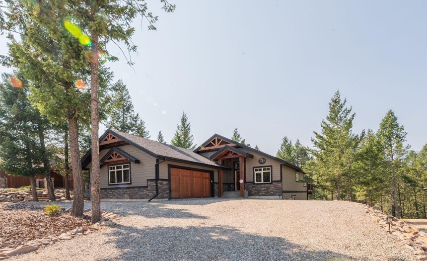 2522 COBBLESTONE TRAIL, Invermere, British Columbia V0A1K6, 5 Bedrooms Bedrooms, ,3 BathroomsBathrooms,Single Family,For Sale,COBBLESTONE TRAIL,2474244