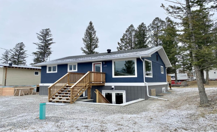 Lot 1 12TH AVENUE, Invermere, British Columbia V0A1K0, 3 Bedrooms Bedrooms, ,1 BathroomBathrooms,Single Family,For Sale,12TH AVENUE,2474278