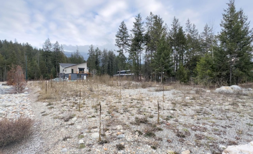 Lot 30 CEDAR STREET, Golden, British Columbia V0A1H0, ,Vacant Land,For Sale,CEDAR STREET,2474301