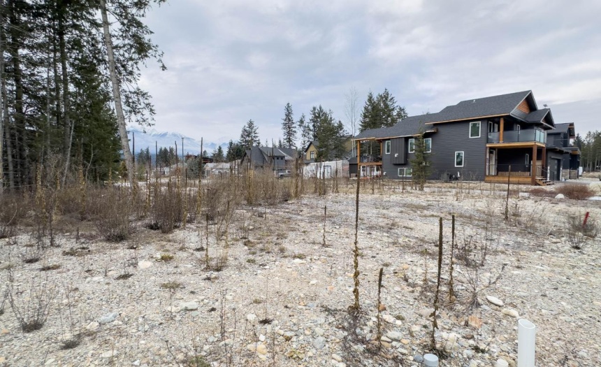 Lot 30 CEDAR STREET, Golden, British Columbia V0A1H0, ,Vacant Land,For Sale,CEDAR STREET,2474301