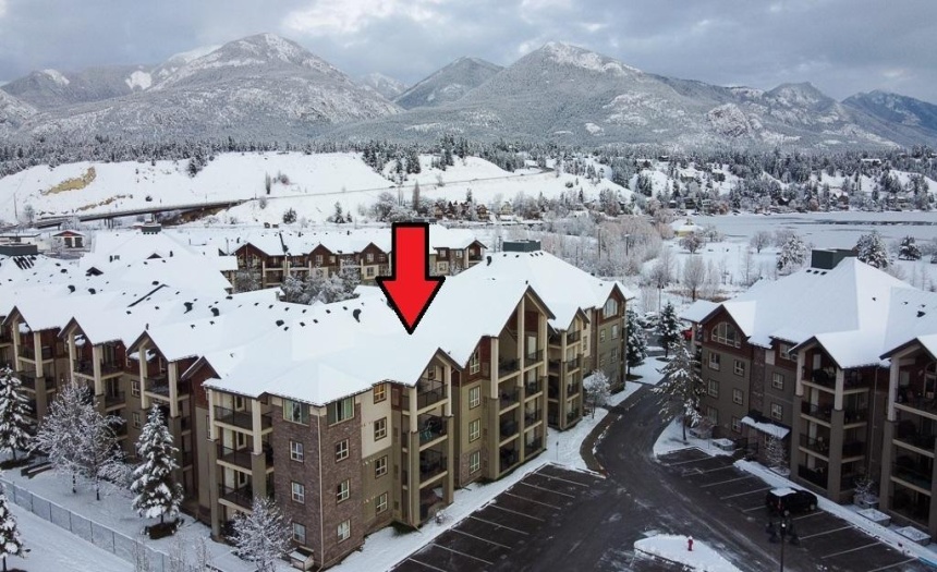 205 THIRD AVENUE, Invermere, British Columbia V0A1K7, 1 Bedroom Bedrooms, ,1 BathroomBathrooms,Single Family,For Sale,THIRD AVENUE,2474300