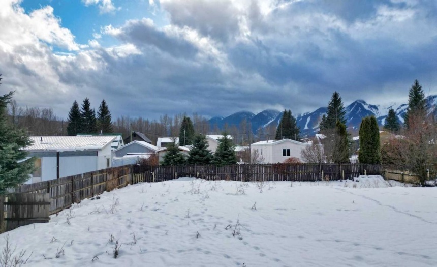 980 HAND AVENUE, Fernie, British Columbia V0B1M1, ,Vacant Land,For Sale,HAND AVENUE,2474400