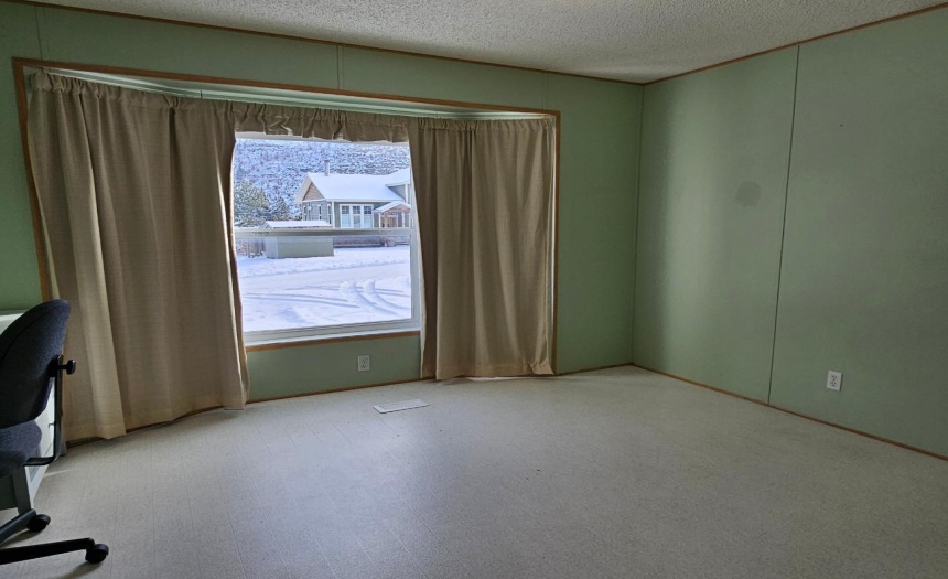 9211 MAIN STREET, Elko, British Columbia V0B1T3, 2 Bedrooms Bedrooms, ,2 BathroomsBathrooms,Single Family,For Sale,MAIN STREET,2474411