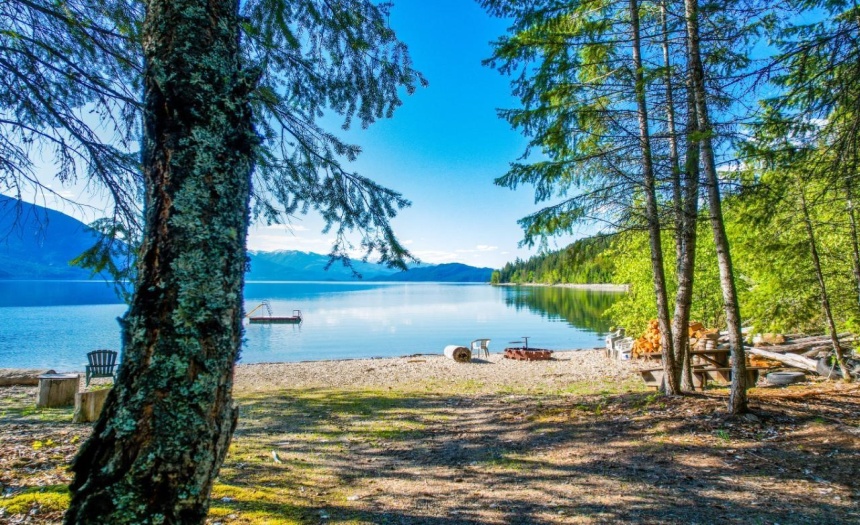 13588 MOUNTAIN SHORES ROAD N, Creston, British Columbia V0B1A0, ,Vacant Land,For Sale,MOUNTAIN SHORES ROAD N,2474419