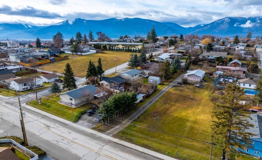 517 16TH AVENUE, Creston, British Columbia V0B1G5, ,Vacant Land,For Sale,16TH AVENUE,2474525