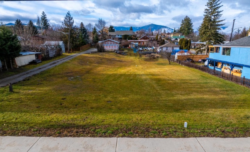 517 16TH AVENUE, Creston, British Columbia V0B1G5, ,Vacant Land,For Sale,16TH AVENUE,2474525