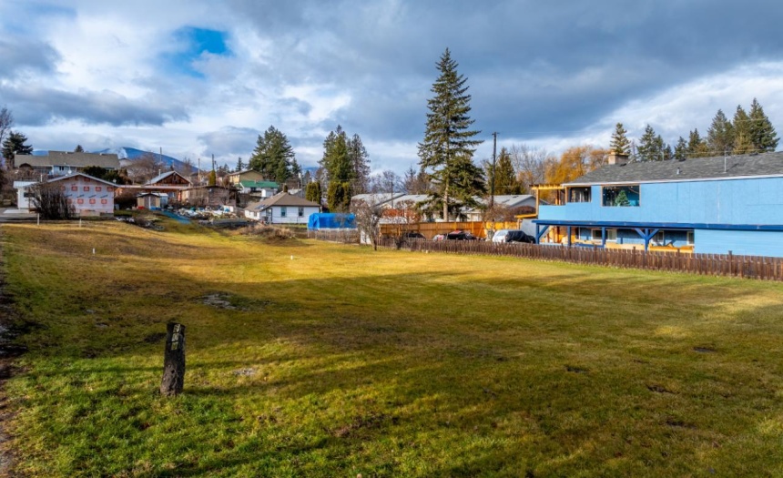 517 16TH AVENUE, Creston, British Columbia V0B1G5, ,Vacant Land,For Sale,16TH AVENUE,2474525