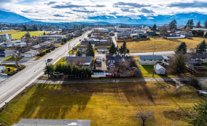 517 16TH AVENUE, Creston, British Columbia V0B1G5, ,Vacant Land,For Sale,16TH AVENUE,2474525