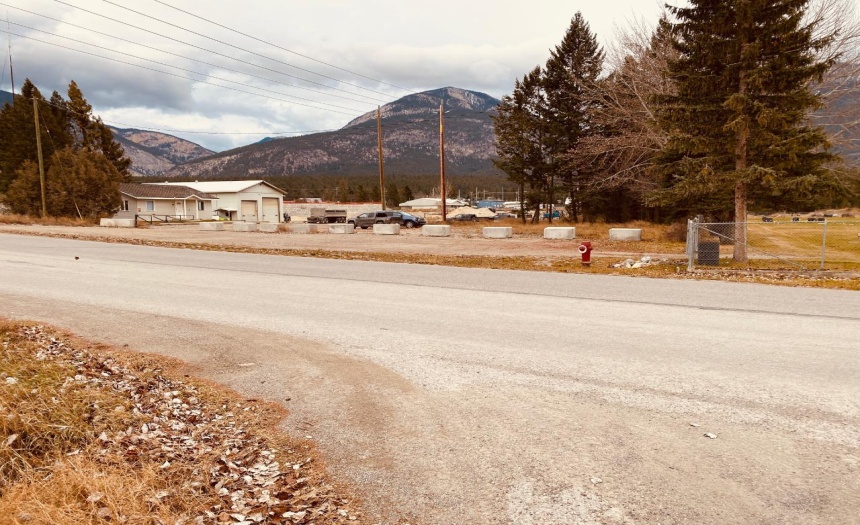 Lot 3 LAKEVIEW DRIVE, Windermere, British Columbia V0A1K2, ,Vacant Land,For Sale,LAKEVIEW DRIVE,2461999