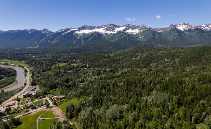 Lot 15-17 STEWART AVENUE, Fernie, British Columbia V0B1M1, ,Vacant Land,For Sale,STEWART AVENUE,2463625