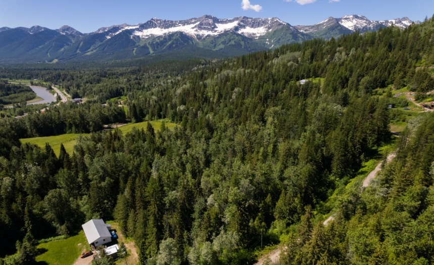 Lot 15-17 STEWART AVENUE, Fernie, British Columbia V0B1M1, ,Vacant Land,For Sale,STEWART AVENUE,2463625