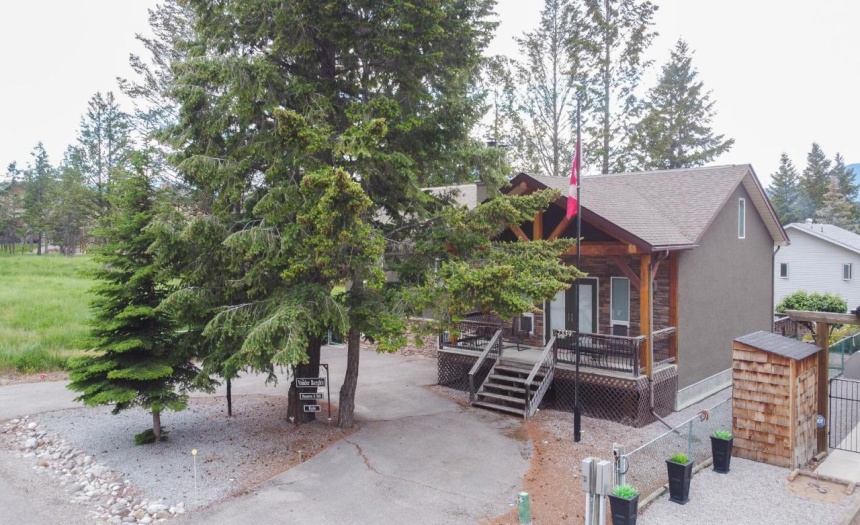 7339 YOHO DRIVE, Radium Hot Springs, British Columbia V0A1M0, 4 Bedrooms Bedrooms, ,3 BathroomsBathrooms,Single Family,For Sale,YOHO DRIVE,2466395