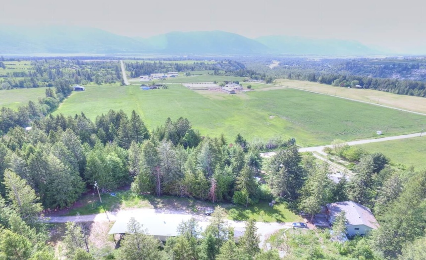 Lot B PHILLIPS RD, Creston, British Columbia V0B1G2, 3 Bedrooms Bedrooms, ,3 BathroomsBathrooms,Single Family,For Sale,PHILLIPS RD,2467607