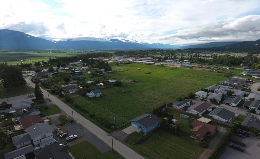 620 DEVON STREET, Creston, British Columbia V0B1G3, ,Vacant Land,For Sale,DEVON STREET,2465620