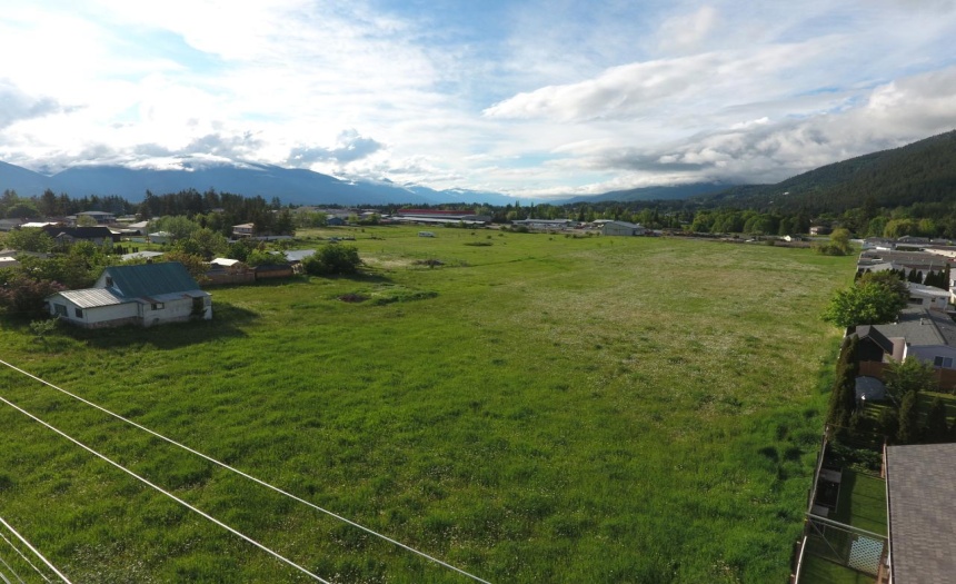 620 DEVON STREET, Creston, British Columbia V0B1G3, ,Vacant Land,For Sale,DEVON STREET,2465620